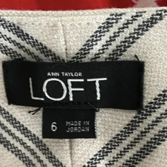 Ann Taylor LOFT Straight Leg Linen Pants Beige Striped, Size 6 Lightweight - Picture 6 of 6